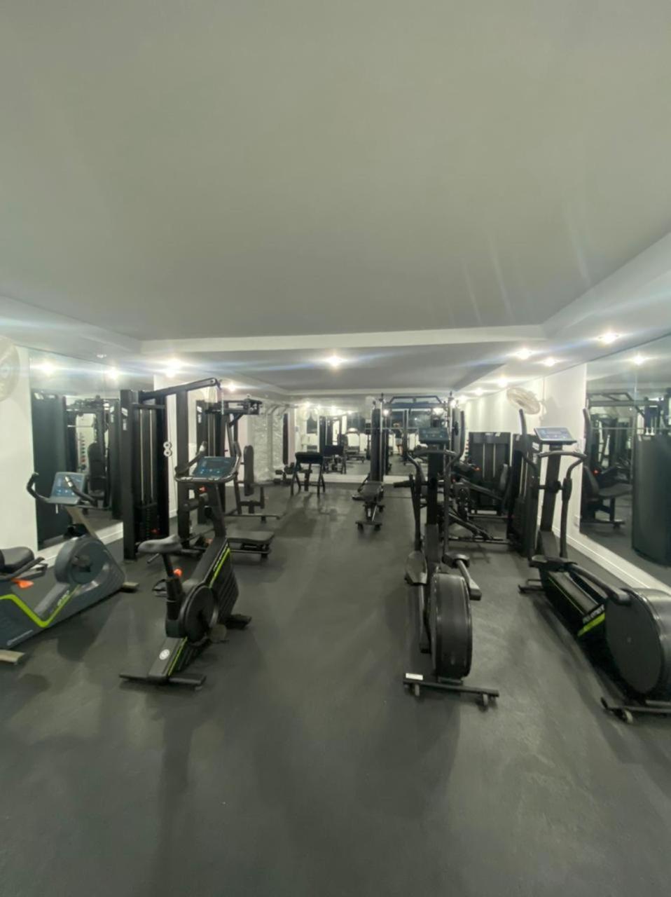 Apartamento Flat Praia Pitangueiras No Гуаружа Екстер'єр фото